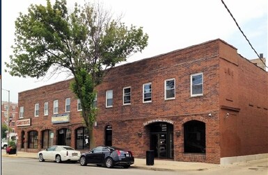 3239 Grove Ave in Berwyn, IL - Foto de edificio - Building Photo