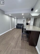 31 Sewell Cres in Ajax, ON - Building Photo - Building Photo