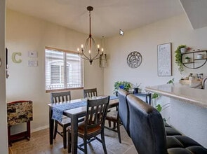 6800 Vista Del Norte Dr NE in Albuquerque, NM - Building Photo - Building Photo