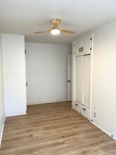 346 W Lemon Ave in Monrovia, CA - Foto de edificio - Building Photo