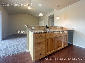 3015 N Brandywine Ln in Meridian, ID - Building Photo - Building Photo