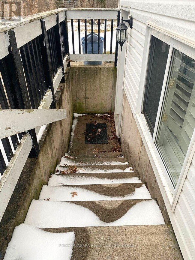 355 Draper's St in Welland, ON - Building Photo - Building Photo