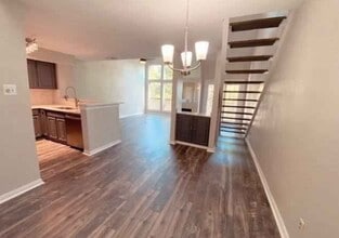 3406 Country Club Dr W, Unit 252 Terrance Heights in Irving, TX - Building Photo - Building Photo