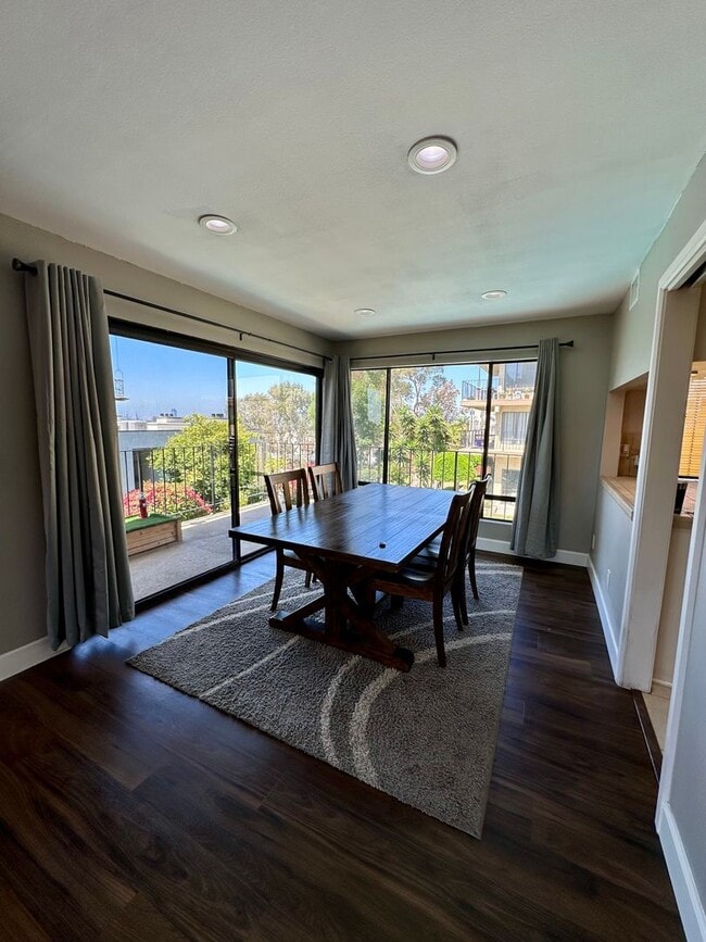 property at 2722 E 20th St