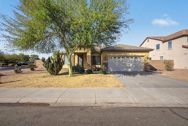 6630 W Harwell Rd E in Phoenix, AZ - Building Photo - Building Photo