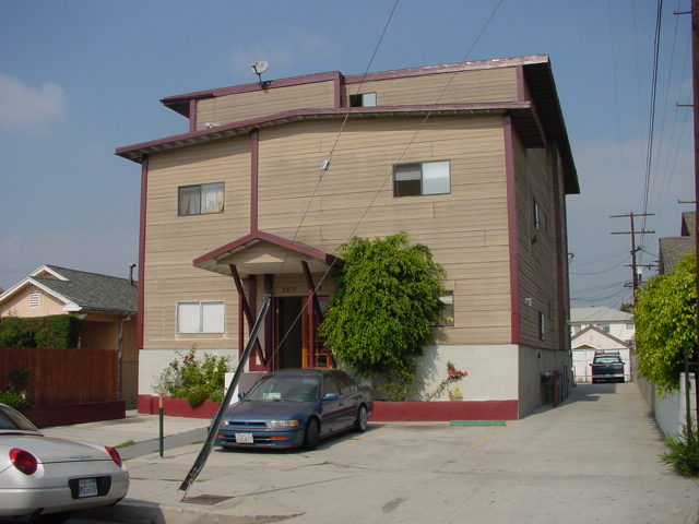 The Flats on 21st Street in Los Angeles, CA - Building Photo - Building Photo