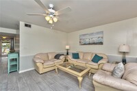 7360 Glenmoor Ln in Naples, FL - Building Photo - Building Photo