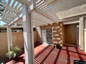 2823 Yukon Trail Dr in Henderson, NV - Building Photo - Building Photo