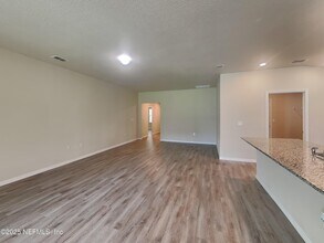 8712 Kaye Ln in Jacksonville, FL - Building Photo - Building Photo