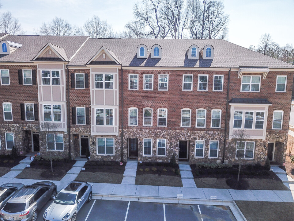 3106 Rushworth Dr in Raleigh, NC - Foto de edificio