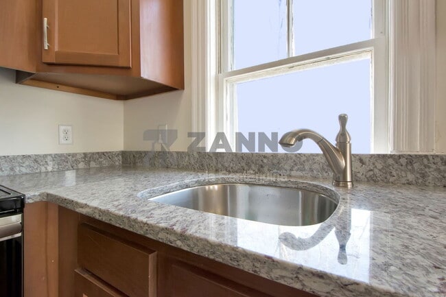 19 Arnold St in Providence, RI - Building Photo - Building Photo