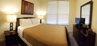 5720 Carnegie Blvd, Unit SI ID1344152P in Charlotte, NC - Building Photo