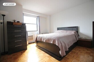 401 2nd Ave in New York, NY - Foto de edificio - Building Photo