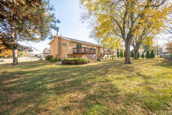 416 Colby Rd in Waterloo, IA - Building Photo - Building Photo