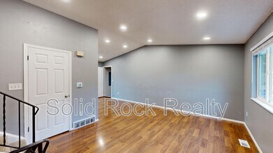 4817 Ridenour Dr in Colorado Springs, CO - Foto de edificio - Building Photo