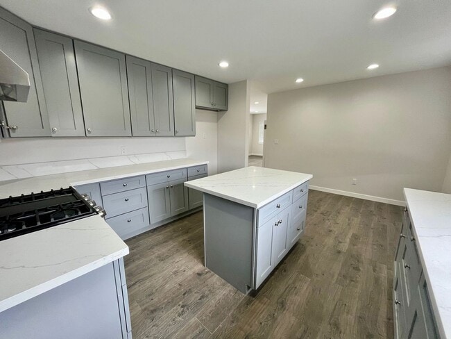 15332-15332 Freeman Ave in Lawndale, CA - Building Photo - Building Photo