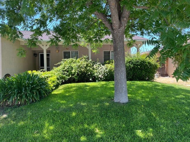 1665 Aldo Way in San Miguel, CA - Building Photo - Building Photo
