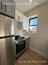 269 M.L.K. Drive in Jersey City, NJ - Building Photo - Building Photo