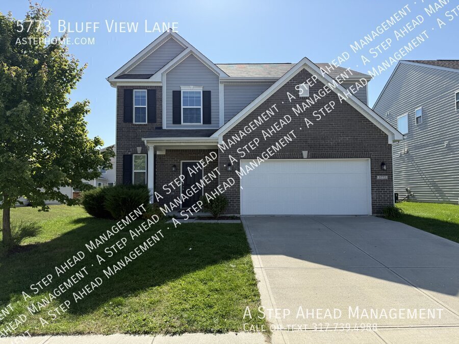 5773 Bluff View Ln in Whitestown, IN - Foto de edificio