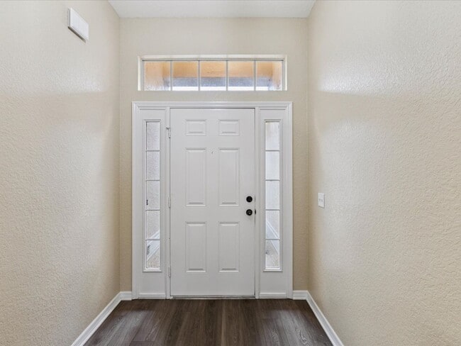 5048 Teather St in Spring Hill, FL - Building Photo - Building Photo