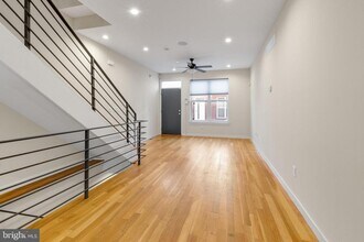 2242 Wilder St in Philadelphia, PA - Building Photo - Building Photo