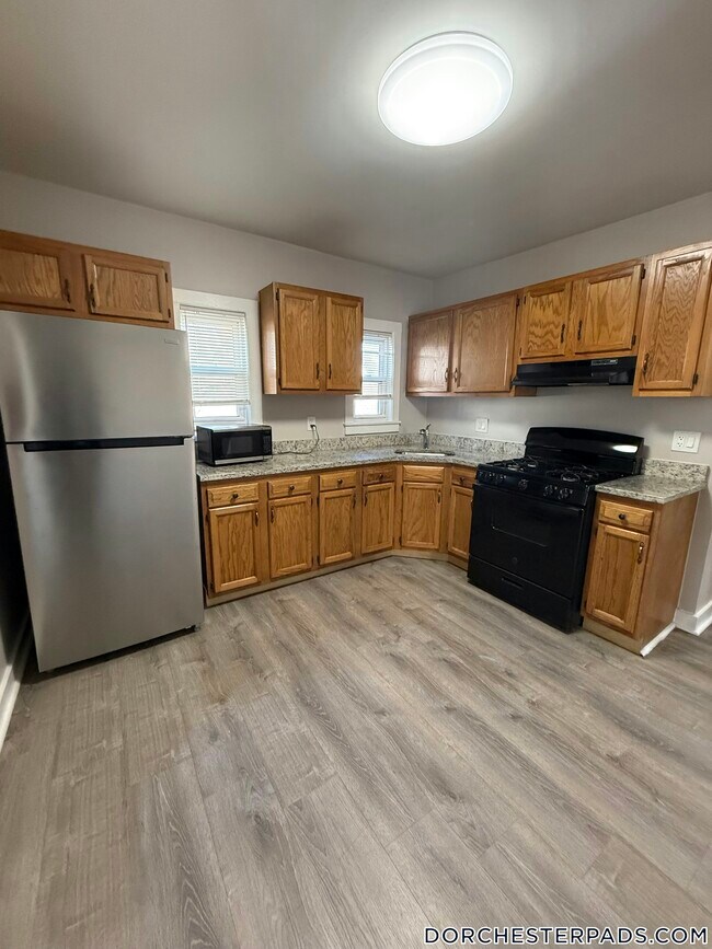 95 Willowwood St in Boston, MA - Foto de edificio - Building Photo