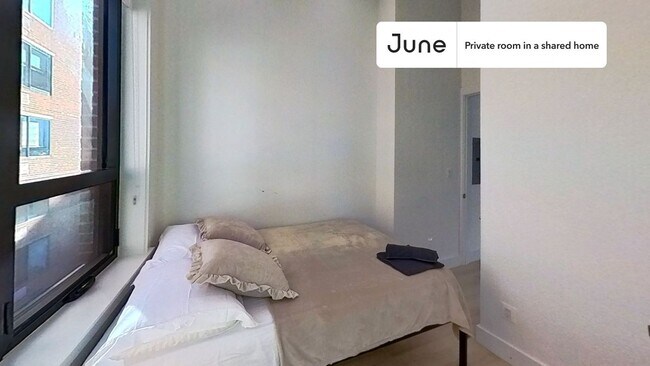 Room in Shared 4 bed/2 bath home in Washington, DC - Building Photo - Building Photo