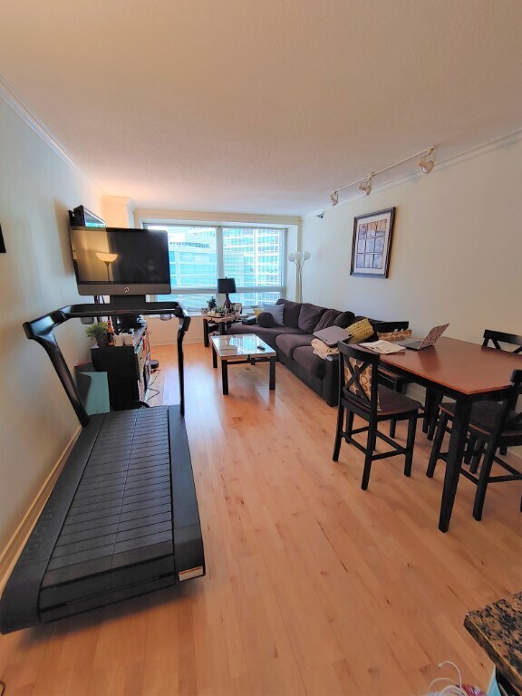 512 MCCLURG in Chicago, IL - Building Photo - Building Photo