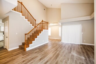 104 Escada Ln in Las Vegas, NV - Building Photo - Building Photo