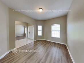 2879 Bronco Ave in Kissimmee, FL - Foto de edificio - Building Photo