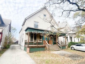 1852 W 45th St in Cleveland, OH - Building Photo