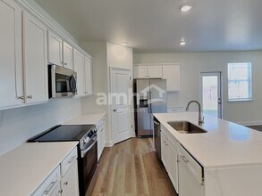 3662 Creek View Cir in Loganville, GA - Building Photo - Building Photo