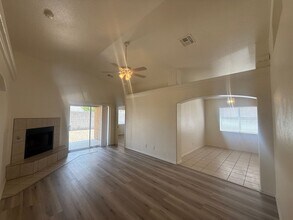 3386 N Jewel St in Kingman, AZ - Building Photo - Building Photo