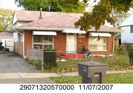 property at 14543 Cooper Ave