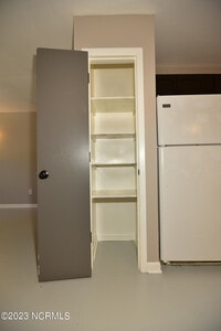 310 Roosevelt Rd photo'