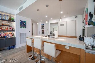 3726 Las Vegas Blvd S in Las Vegas, NV - Building Photo - Building Photo