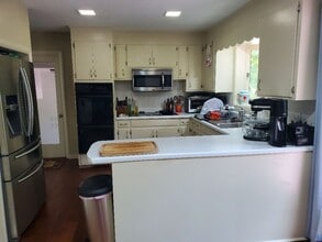 1084 Faust Ave in Ozark, AL - Building Photo - Building Photo