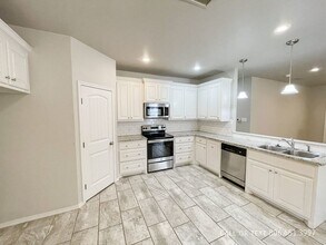 11303 Akron Ave in Lubbock, TX - Building Photo - Building Photo