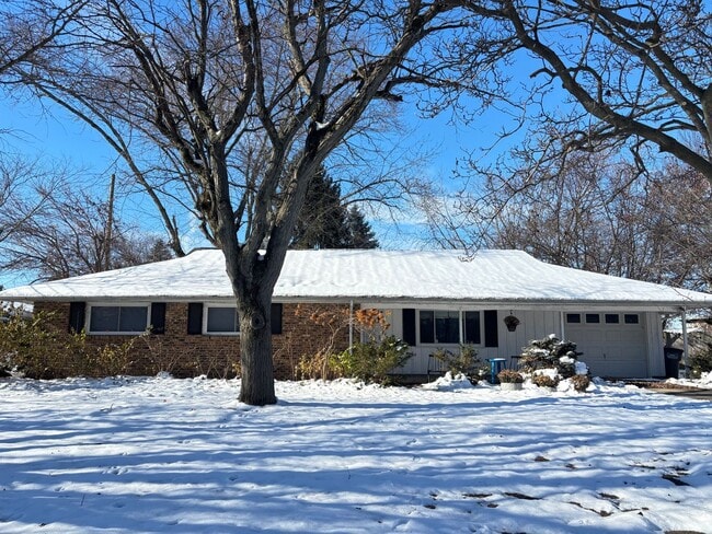 property at 2711 Covington St