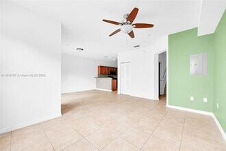 10870 NW 88th Terrace in Miami, FL - Building Photo - Building Photo