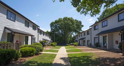 The Madison Apartments and Townhomes in Lawrenceville, GA - Building Photo - Building Photo