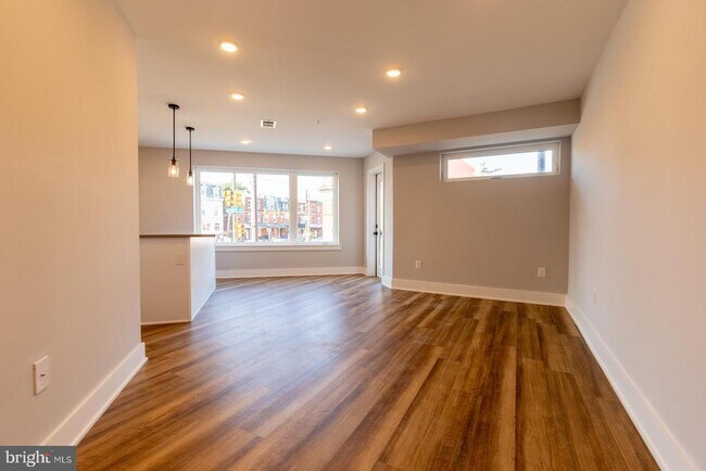 3965 Lancaster Ave in Philadelphia, PA - Building Photo - Building Photo
