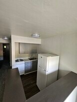 Sleepy Hollow Apartments in Pittsburgh, PA - Building Photo