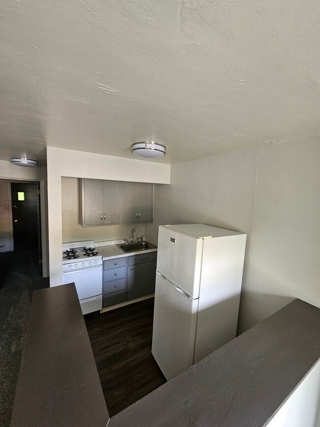 Sleepy Hollow Apartments