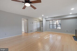 4130 Winter Harbor Ct in Chantilly, VA - Building Photo - Building Photo