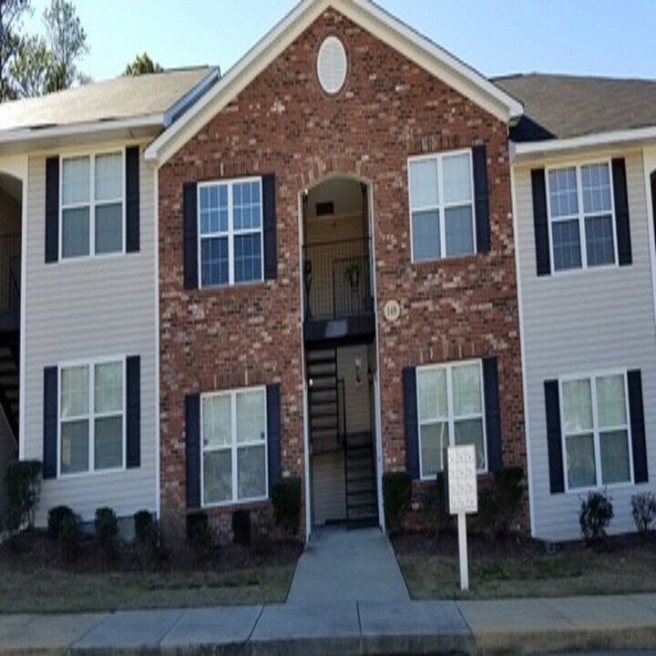 149 Wading Creek Ln in Fayetteville, NC - Building Photo