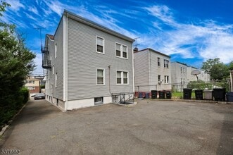 90 Norman Rd in Newark, NJ - Building Photo - Building Photo