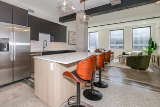 The Beacon Building in Tulsa, OK - Foto de edificio - Interior Photo