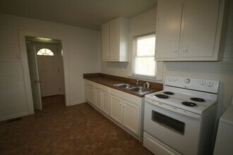 1019 Sedgefield St in Durham, NC - Building Photo - Building Photo
