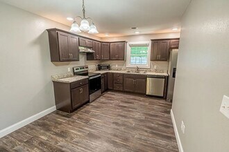 147 Leonard St in Bristol, VA - Building Photo - Building Photo